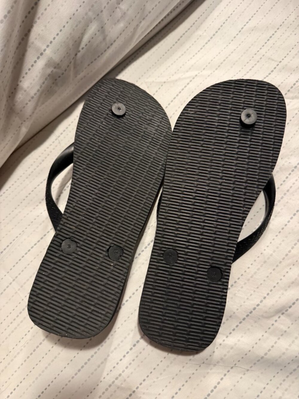 Havaianas Disney Mickey Mouse Black Flip Flops EU 37/38 US 7/8 Women - Picture 2 of 2